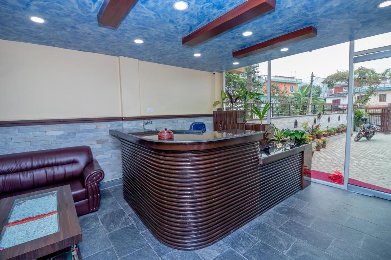 Oyo 253 Hotel Pinnacle Pokhara Exterior foto